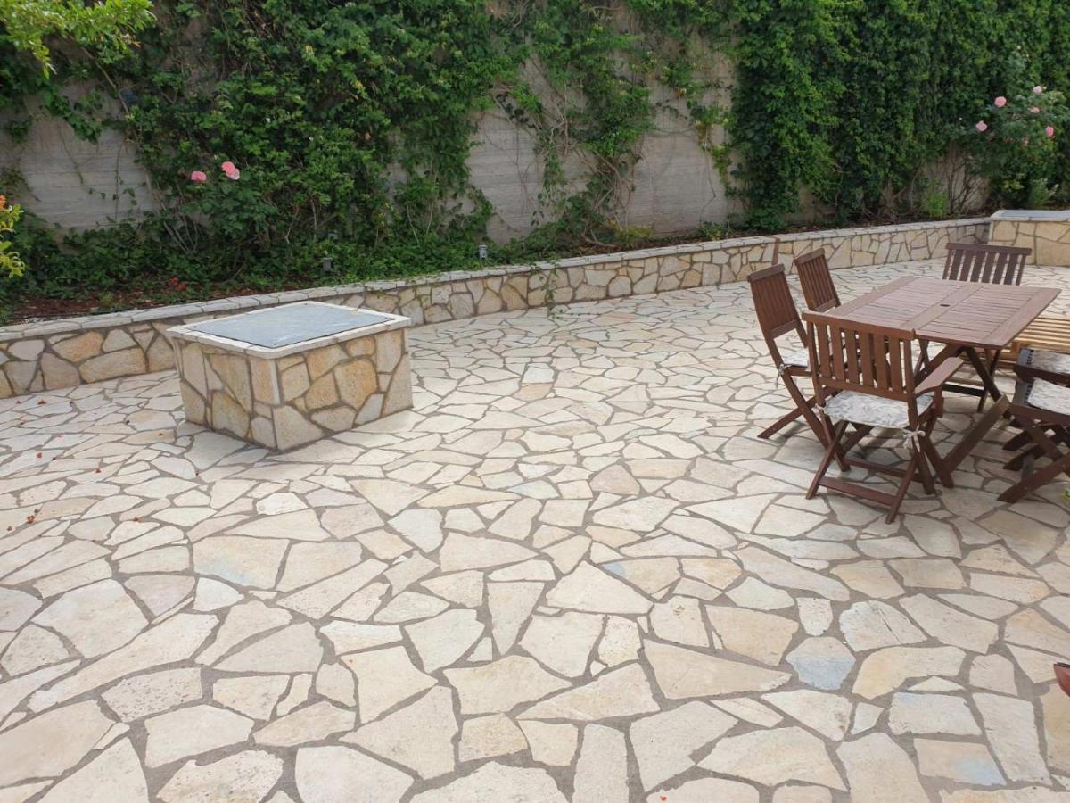Villa Clio Manganos Ngoại thất bức ảnh